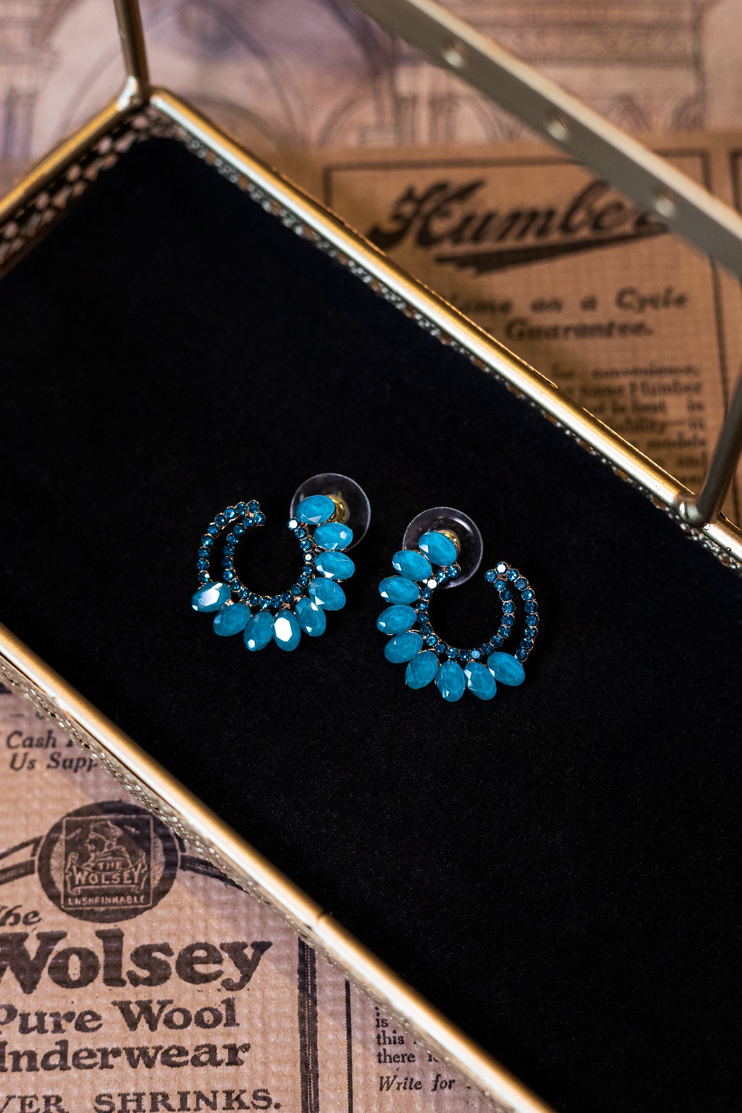 Boucles d'Oreilles en Acier et Verre